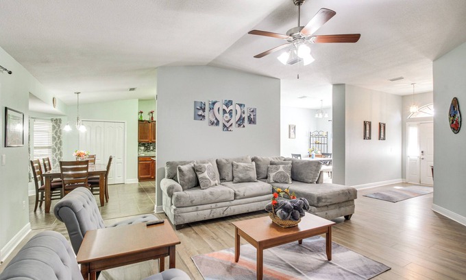Crestview House | Crestview Family Home: Screened Porch & Games!