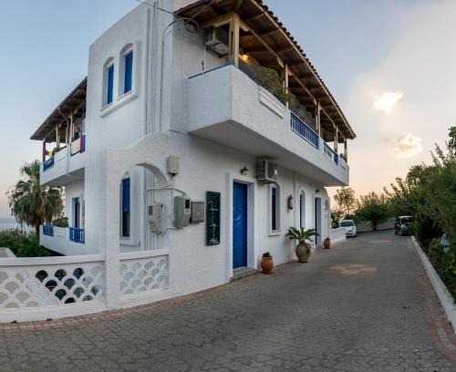 Achlia Apartment | Creta Sky