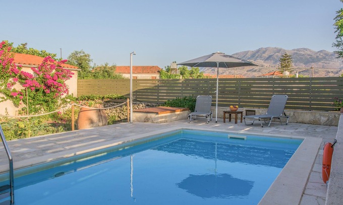 Apokoronas Villa | Cretan Villa Rouga with private pool by the host ®