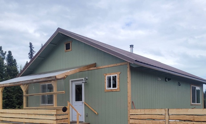 Cohoe House | Crooked Creek Cabin in Kasilof