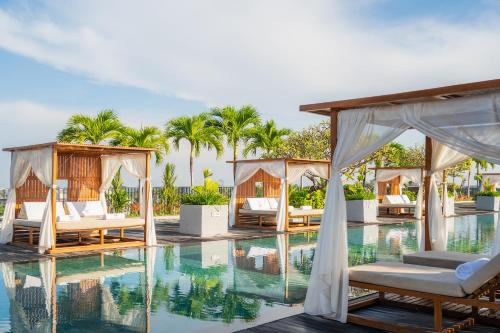 Laksmana Hotel | Cross Paasha Bali Seminyak