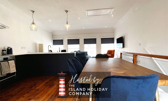 Ryde Apartment | Cross Street Apartment