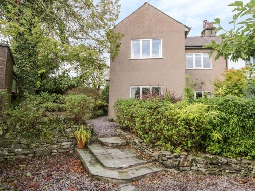 Kents Bank House | Crossways