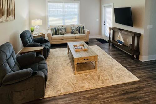 Calabash Apartment | Crow Creek Carolina Greens