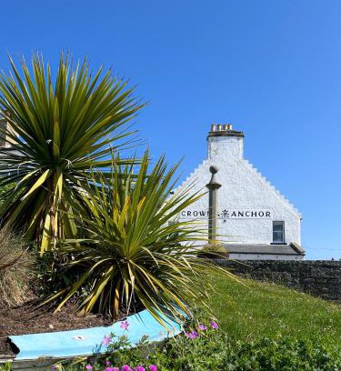 Findhorn Hotel | Crown and Anchor Inn