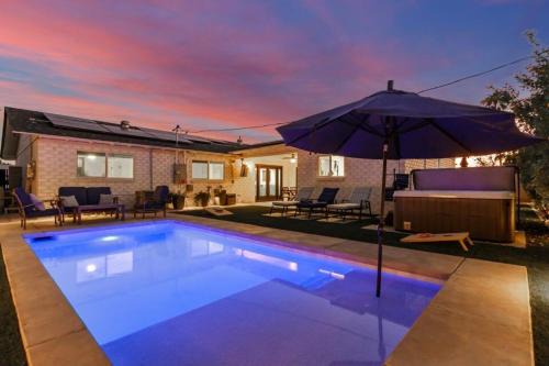 South Scottsdale House | Crown Azul - Old Town 2 Primary's New Pool Spa BBQ