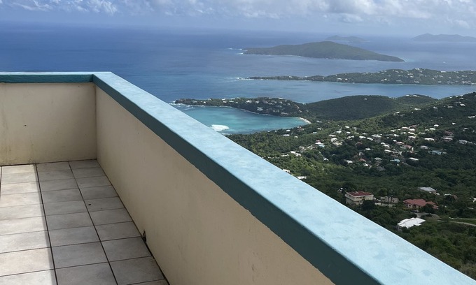 Estate Caret Bay Apartment | Crown Mountain Place in The Sun
