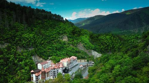 Borjomi Hotel | Crowne Plaza - Borjomi by IHG