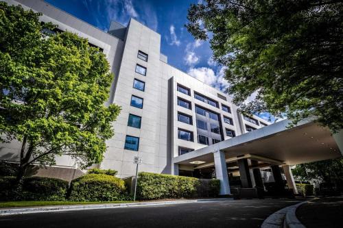 City East Hotel | Crowne Plaza Canberra by IHG