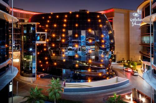 Doha Hotel | Crowne Plaza Doha - The Business Park by IHG