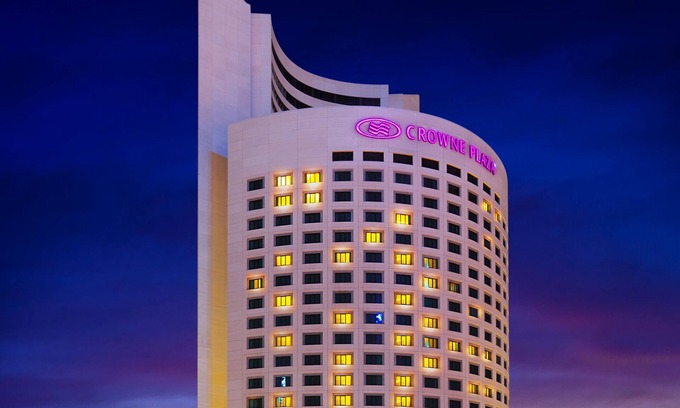 Umraniye Hotel | Crowne Plaza Istanbul - Oryapark by IHG