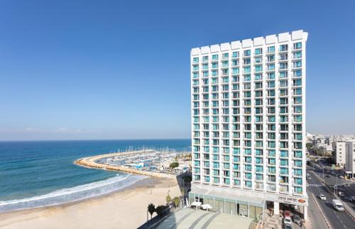 Tel Aviv Promenade Hotel | Crowne Plaza Tel Aviv Beach by IHG
