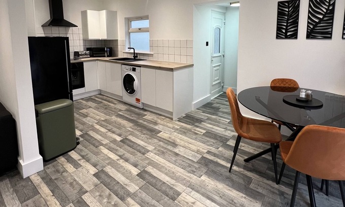St. Blazey Apartment | Crows Nest
