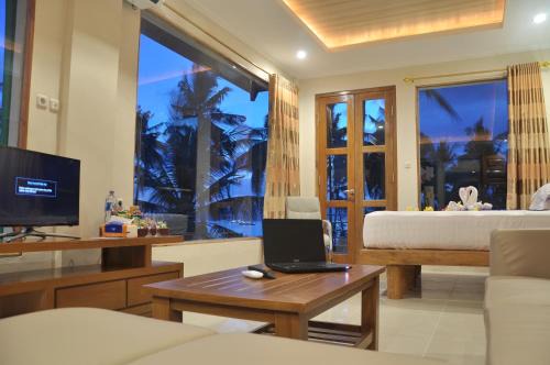 Candi Dasa Resort | Crystal Beach Bali