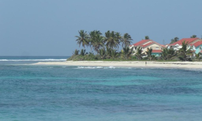 Saint-Francois Apartment | Crystal Beach Paradise