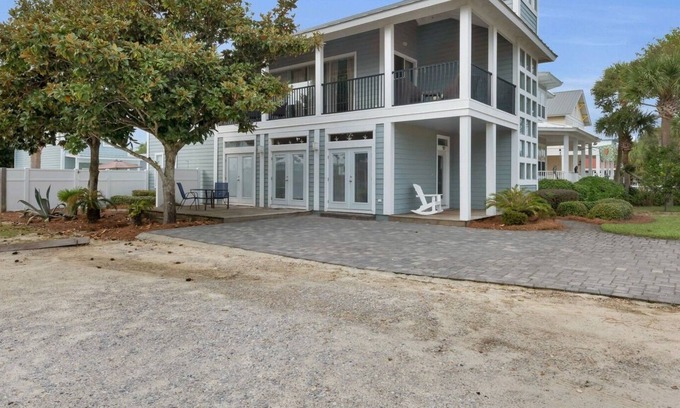 Crystal Beach House | Crystal Beach | Private Pool | Cabana House | Steps to the Beach