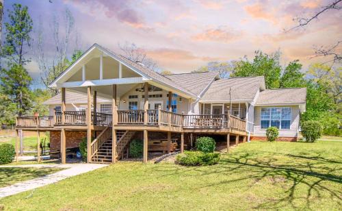 Dadeville House | Crystal Clearwaters
