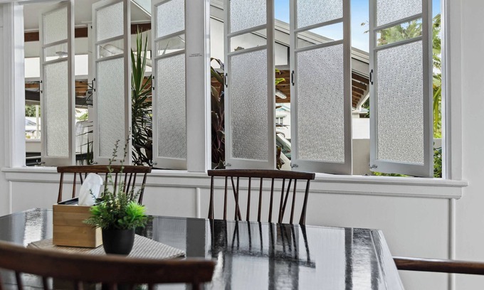 Edge Hill House | Crystal Cottage Cairns