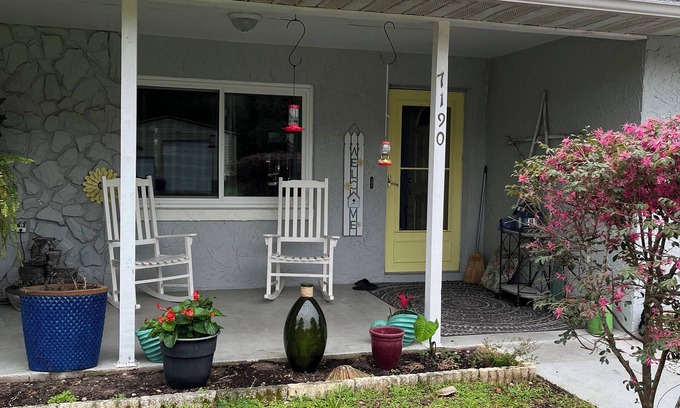 Crystal River Cottage | Crystal Cottage your destination to fun in the sun and activities