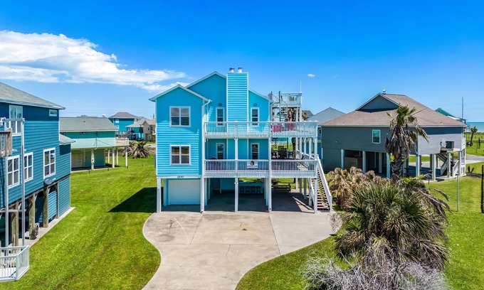 Port Bolivar House | Crystal Cove
