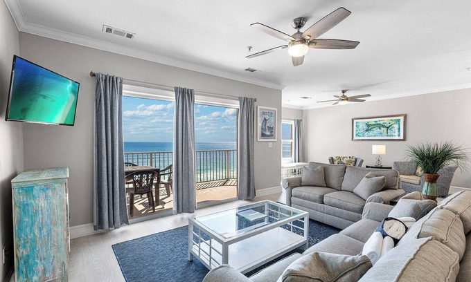 Crystal Beach Condo | Crystal Dunes 504 - Updated Gulf-Front Condo, Pool, Hot Tub, Free Beach Service!