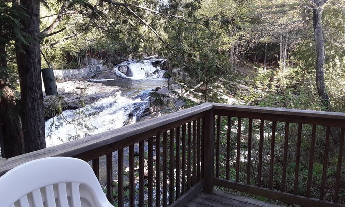 Stark Cabin | Crystal Falls Retreat, Swimming, Fishing, ATV