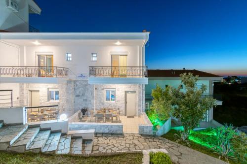 Neos Marmaras Apartment | Crystal House