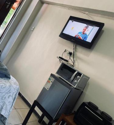 Greater Johannesburg Metropolitan Area Bed & Breakfast | Crystal Mini Pozz Palace
