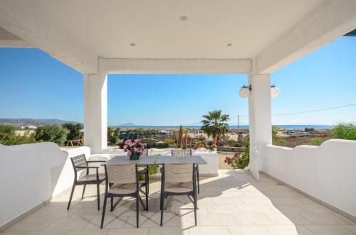 Mikri Vigla Apartment | Crystal Naxos 2 Apartments at Mikri Vigla