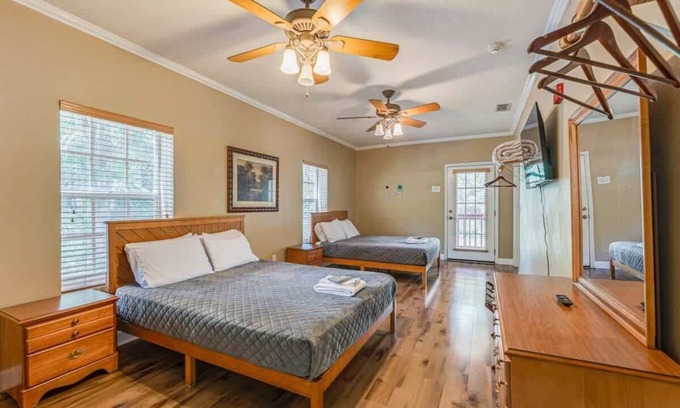 Chassahowitzka Bed & Breakfast | Crystal River Suite S