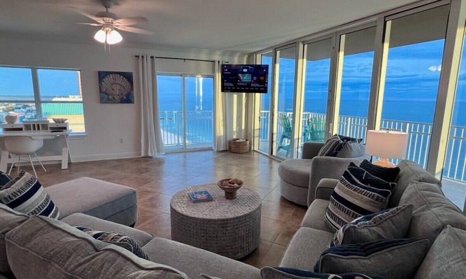 Ono Island Condo | Crystal Shores West 1401 | Gulf Shores, AL