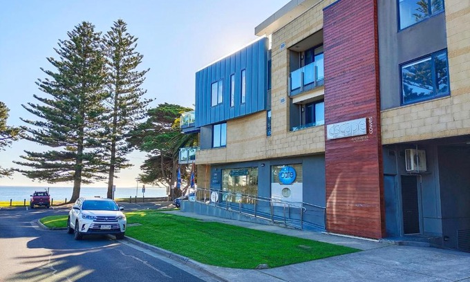 Cowes Apartment | Cscape3