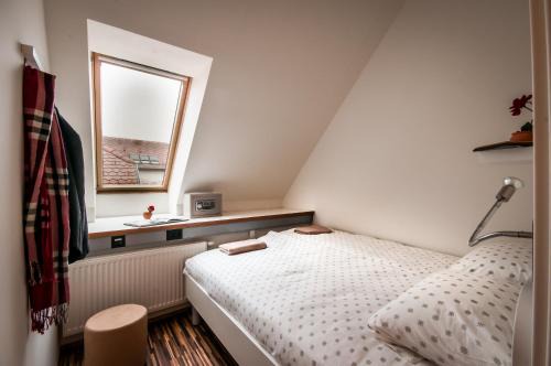 Ljubljana Hostel | CUBE central rooms for 2