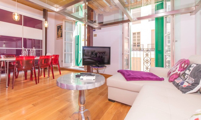 Centro Apartment | Cubo's Estudio Carreteria 33 2A/City center/pool/free wifi