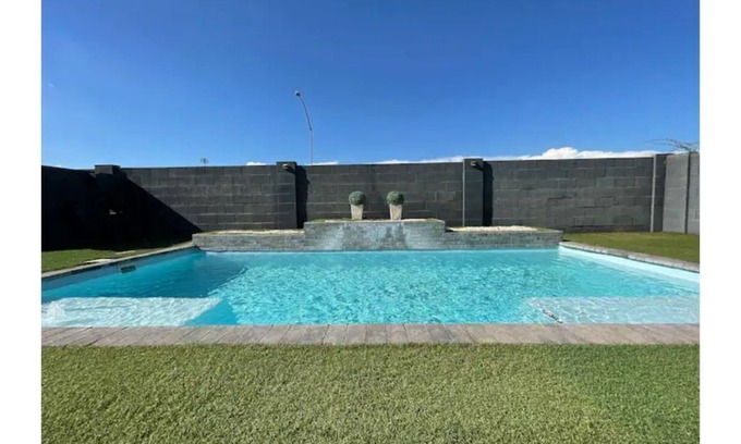 Mesa Grande House | Cubs Stadium in backyard/Heated Pool/Dog Friendly