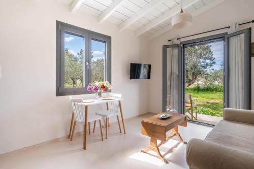 Aegina Town House | Cuckoos House