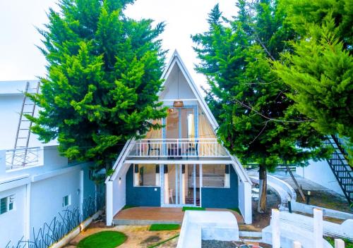Coonoor Bed & Breakfast | Cucuu Nest Villa Coonoor by VOYE HOMES