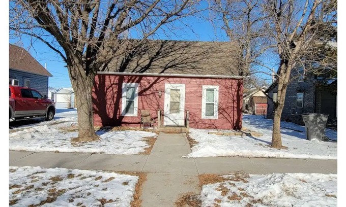 Glen Elder Cottage | Cuddle Cottage - short walk to Glen Elder Lake