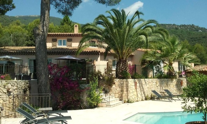 Tourrettes-sur-Loup House | Cueille la Nuit - TOURRETTES-SUR-LOUP