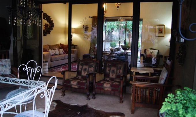 Ga-Segonyana House | Cunningham Cottage Guest House