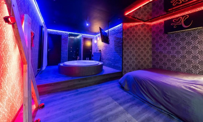 Vesoul Apartment | Cupidon Love Room