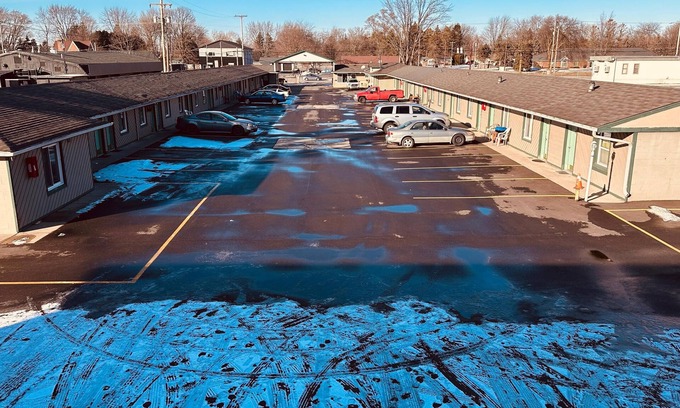 Shields Hotel | Curry’s Motel by OYO Saginaw MI