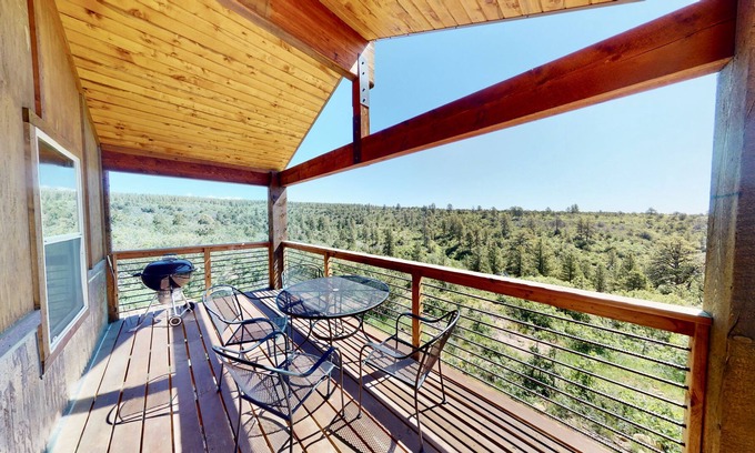 La Sal Cabin | Custom Cabin South of Moab in the La Sal Mountains