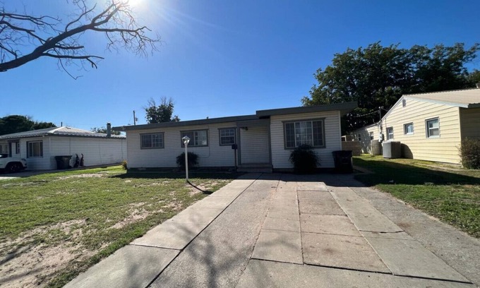 Carlsbad House | Cute 3 Bedroom - New Listings!