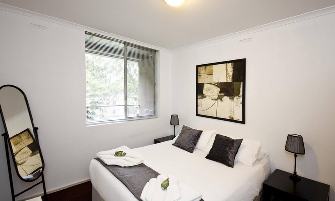 Daglish Apartment | Cute and affordable park side accommodation