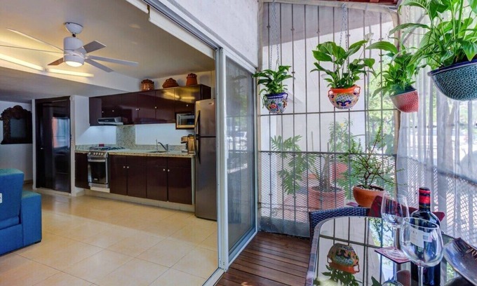 Romantic Zone Apartment | Cute and Cozy 1 Bed 1 Bath at Loma del Mar! Heart