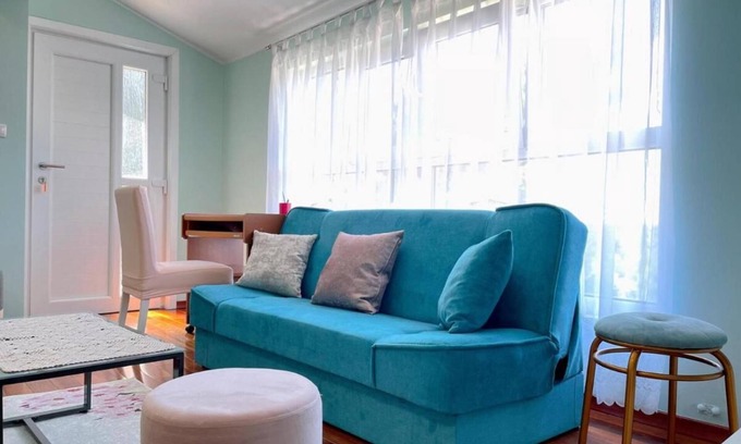 Vinkuran Apartment | Cute and spacious family-sized two bedroom apartment