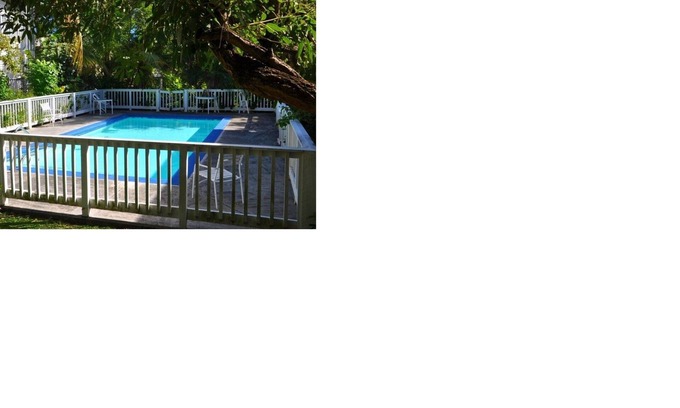 Estate Ruby Condo | CUTE, BRIGHT & AIRY CONDO
