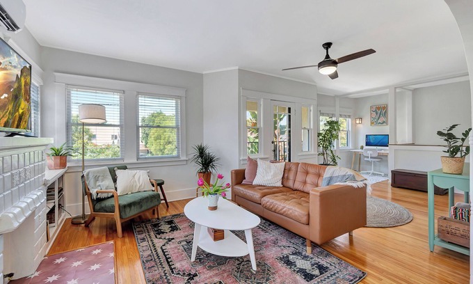 Bluff Heights Apartment | Cute & Cozy Beach Retreat with Ocean Air, Balcony and Dedicated WFH set up