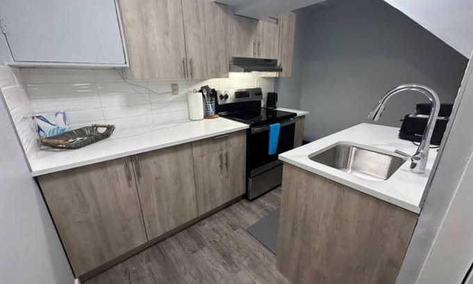 Highland Park House | Cute Highland Park Entire Unit A